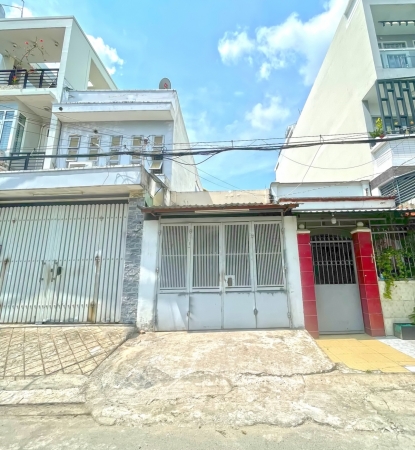 Bán đất tặng nhà cấp 4 mặt tiền Đường Số, Phường Bình Thuận, Quận 7