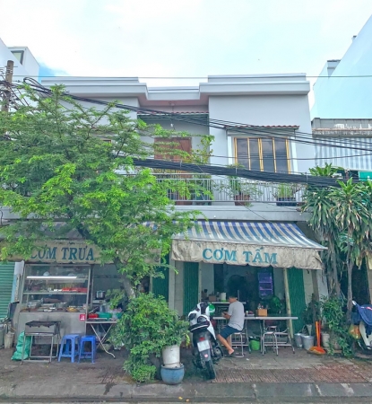 Vị trí đẹp - Nhà 1 lầu mặt tiền Huỳnh Tấn Phát, Thị Trấn Nhà Bè