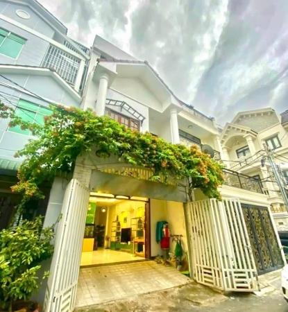 Nhà đẹp 2 lầu ST mặt tiền hẻm xe hơi Lê Thị Chợ, Phường Phú Thuận, Quận 7