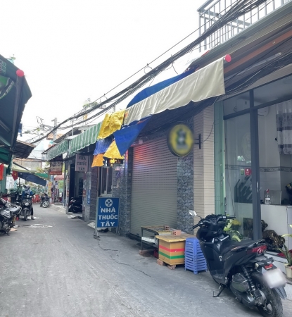 Bán nhà mặt tiền hẻm 3m Huỳnh Tấn Phát, Phường Tân Thuận Tây, Quận 7