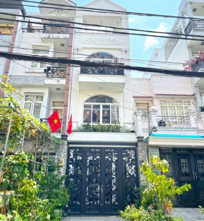 HOT! Nhà phố 3 lầu ST mặt tiền Cao Thị Chính, Phường Phú Thuận, Quận 7