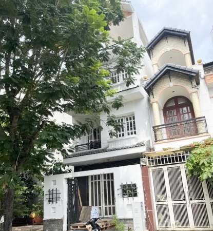 Chính chủ bán gấp nhà hẻm 994 Huỳnh Tấn Phát, Phường Tân Phú, Quận 7
