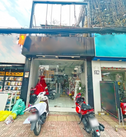 Cho thuê nhà cấp 4 mặt tiền kinh doanh Huỳnh Tấn Phát, Quận 7