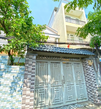 Kẹt tiền bán gấp nhà 1 lầu HXH 1135 Huỳnh Tấn Phát, Phường Phú Thuận, Quận 7