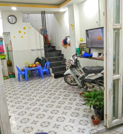 Kèo thơm! Nhà 2 lầu Hẻm 88 Nguyễn Văn Quỳ, Phường Phú Thuận, Quận 7