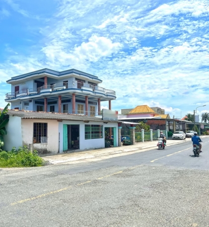 Nhà 2 lầu mặt tiền đường Nguyễn Thông, Châu Thành, Long An