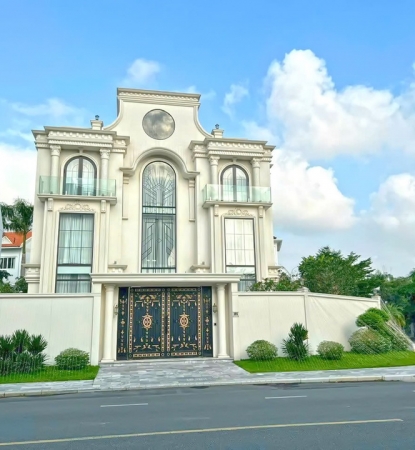 Siêu phẩm Villa góc 3 mặt tiền Khu Nam Thông II, Phú Mỹ Hưng, Quận 7