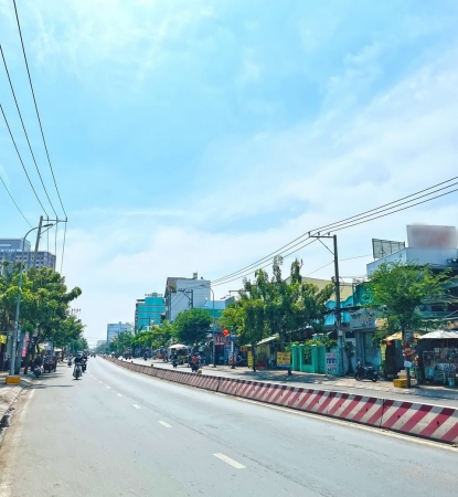 Kèo thơm - Nhà cấp 4 mặt tiền kinh doanh Huỳnh Tấn Phát, Quận 7