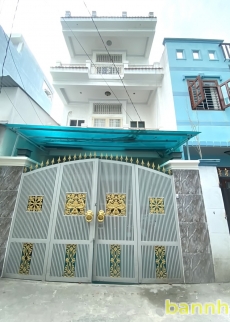 Nhà 2 lầu ST 2 mặt tiền HXH 30 Lâm Văn Bền, Phường Tân Kiểng, Quận 7