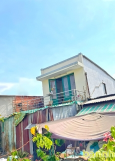 Kẹt vốn bán gấp nhà 1 lầu hẻm Huỳnh Tấn Phát, Phường Tân Phú, Quận 7