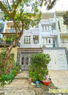 Cho thuê nhà 2 lầu ST đường 20m KDC An Phú Hưng, Phường Tân Phong, Quận 7