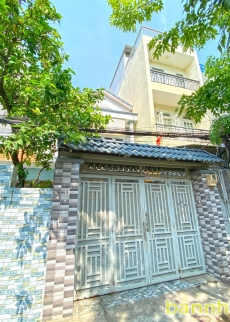 Kẹt tiền bán gấp nhà 1 lầu HXH 1135 Huỳnh Tấn Phát, Phường Phú Thuận, Quận 7