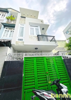 Nhà đẹp 2 lầu ST mặt tiền hẻm 3m Tân Mỹ, Tân Thuận Tây, Quận 7