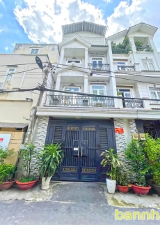 Hàng thơm - Nhà phố 3 lầu mặt tiền Đường Số Lý Phục Man, Quận 7