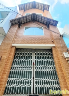 Giá tốt - Nhà 2 lầu ST hẻm 3m Huỳnh Tấn Phát, Thị trấn Nhà Bè