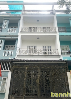Nhà phố đẹp 2 lầu ST KDC Hoàn Cầu, Phường Bình Thuận, Quận 7
