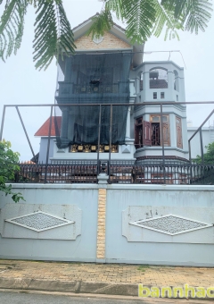 Bán Villa 2 mặt tiền Khu BT Tấn Trường, Phường Phú Thuận, Quận 7