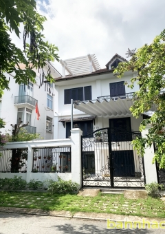Biệt thự 2 lầu áp mái Khu BT Tấn Trường, Phường Phú Thuận, Quận 7